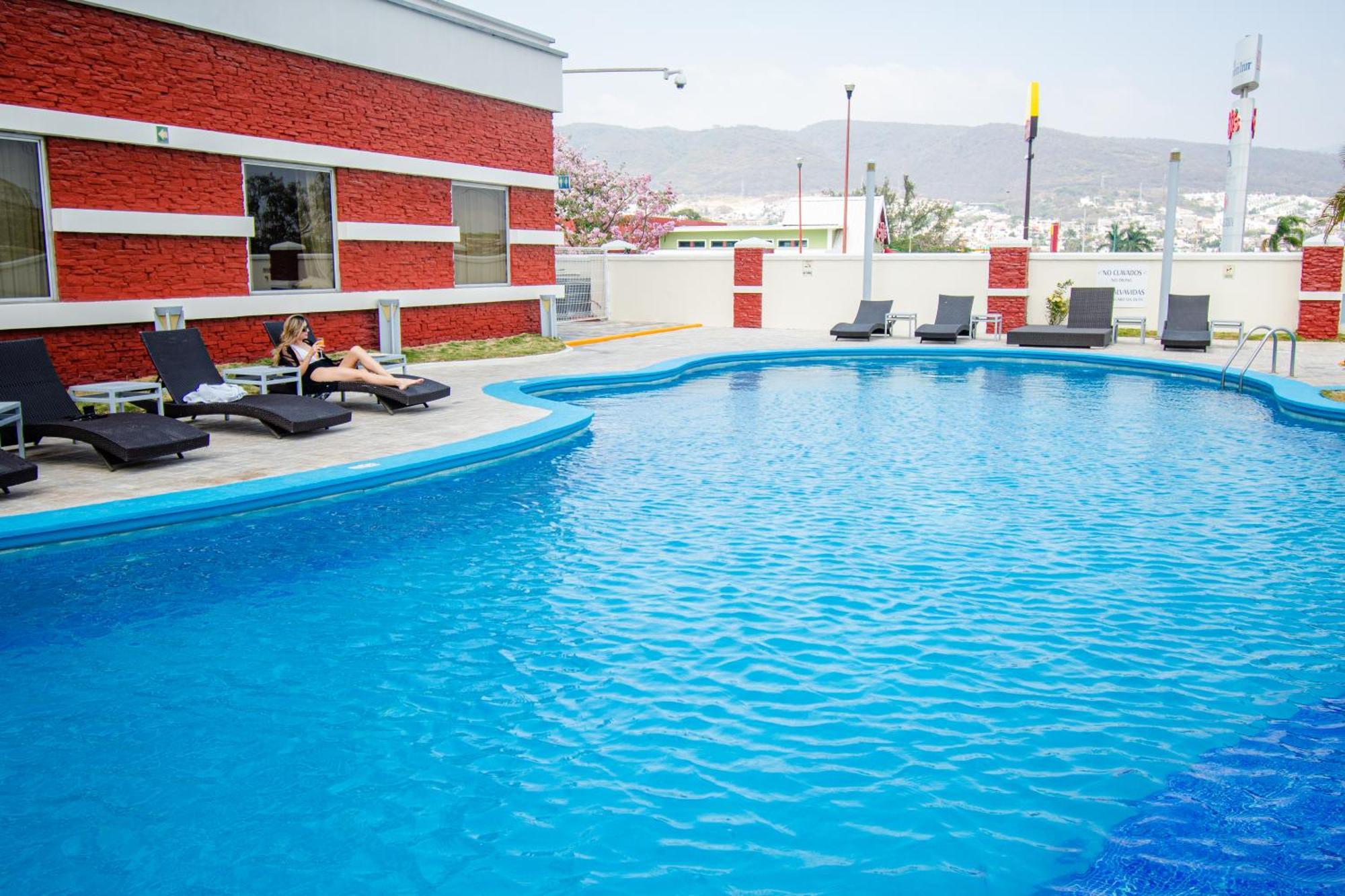 Hilton Garden Inn Tuxtla Gutiérrez Exteriör bild